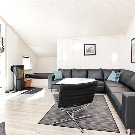 8 Person Holiday Home In Gro Enbrode Grossenbrode Exterior photo